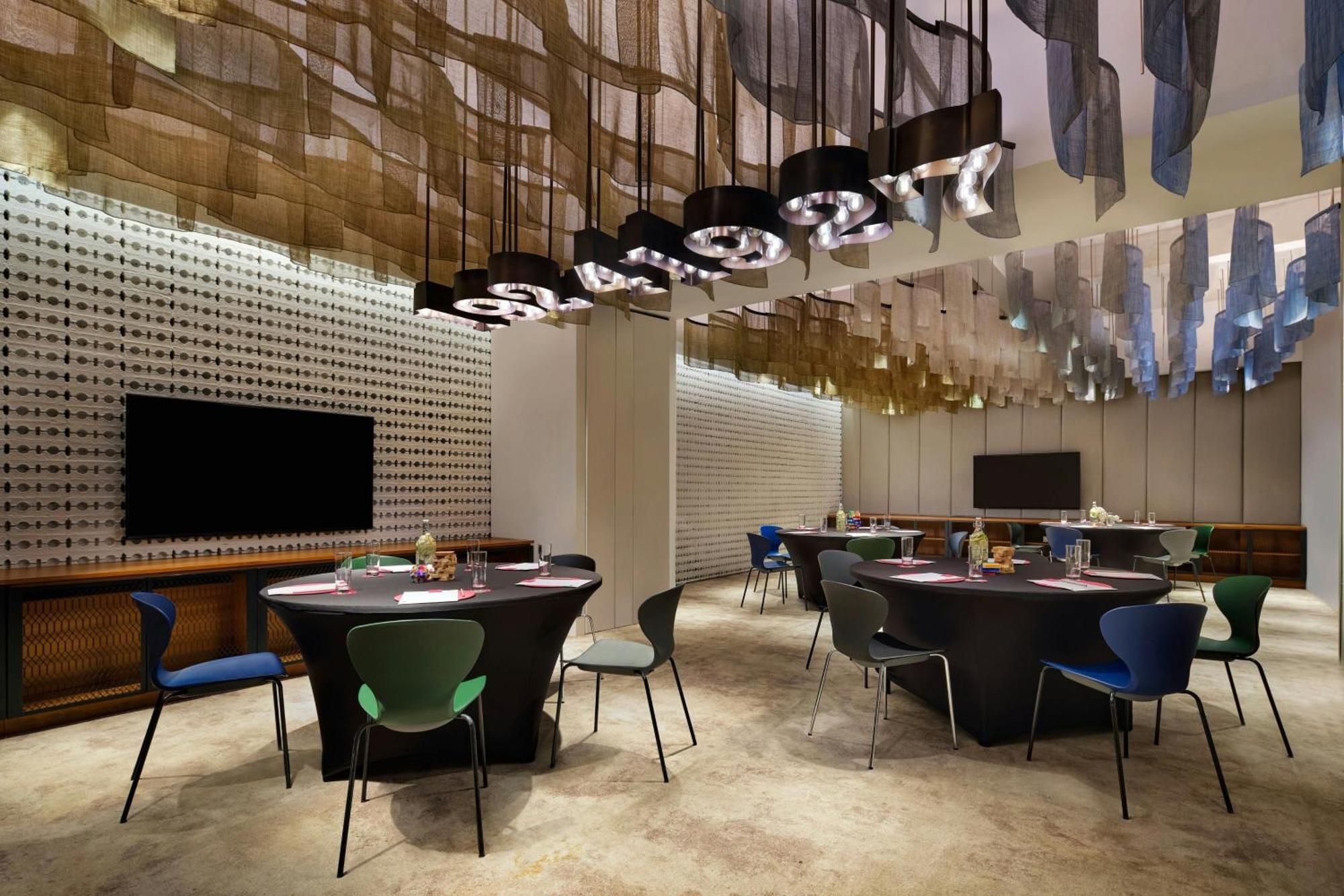 Hotel Aloft Bali Seminyak Exterior foto