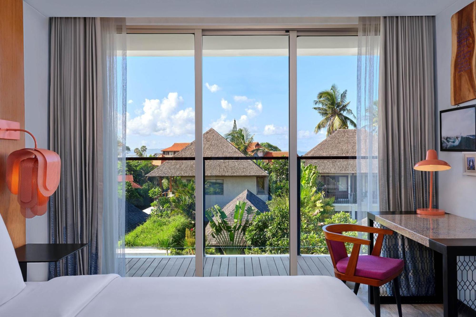Hotel Aloft Bali Seminyak Exterior foto